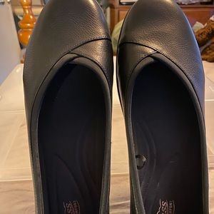 Bass Slip On Flats
